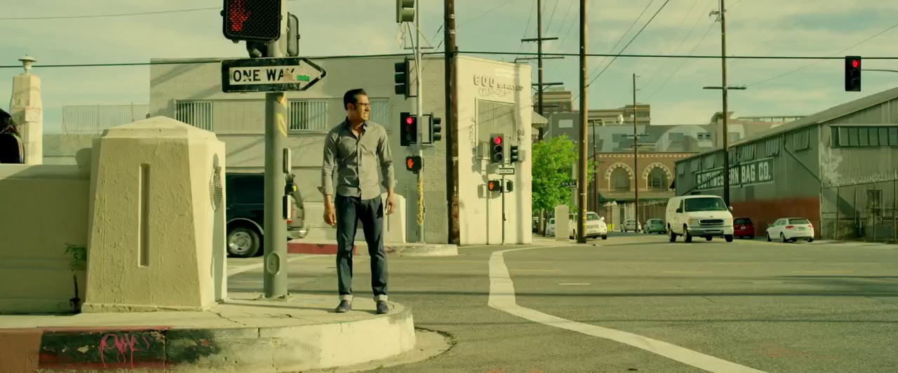 Faraar (2015) WEBRip Punjabi 720p x264 AVC AAC 2.0 ESub.mkv.0002